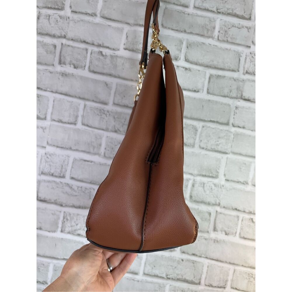 Seven Days Lifestyle & Dreams Vegan Leather Shoulder Bag Brown with Gold Chain - Picture 4 of 14